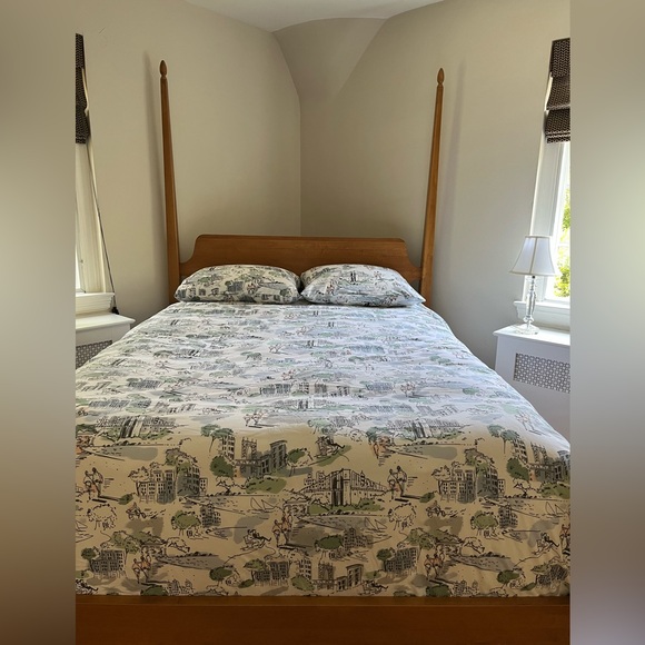 New In Packaging Garnet Hill Paris City Print Duvet + Pillow Cases--Double/Queen - Picture 1 of 13